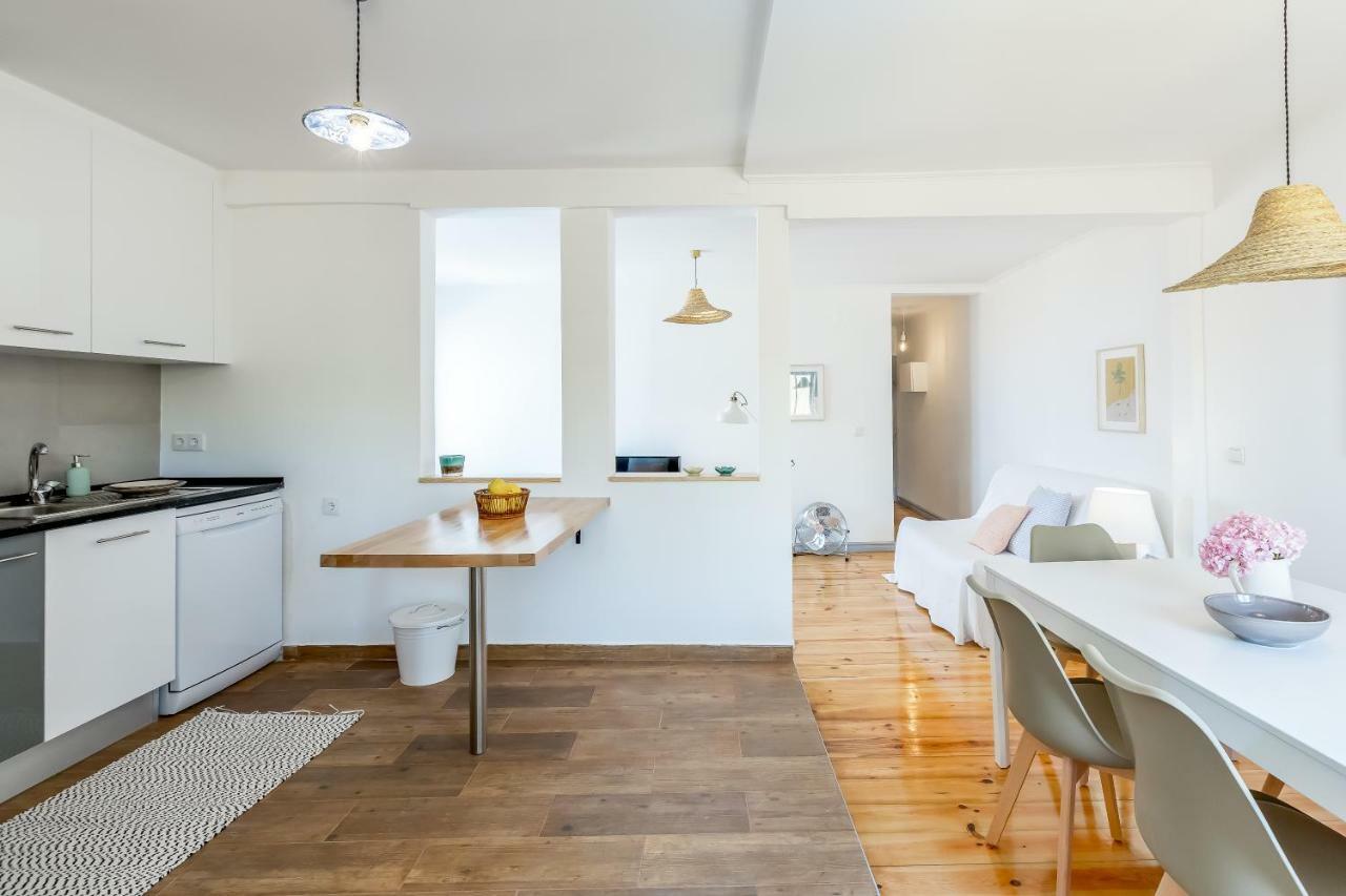 Alfama, Bright And Spacious With Private Terrace, By Timecooler Lisboa Εξωτερικό φωτογραφία